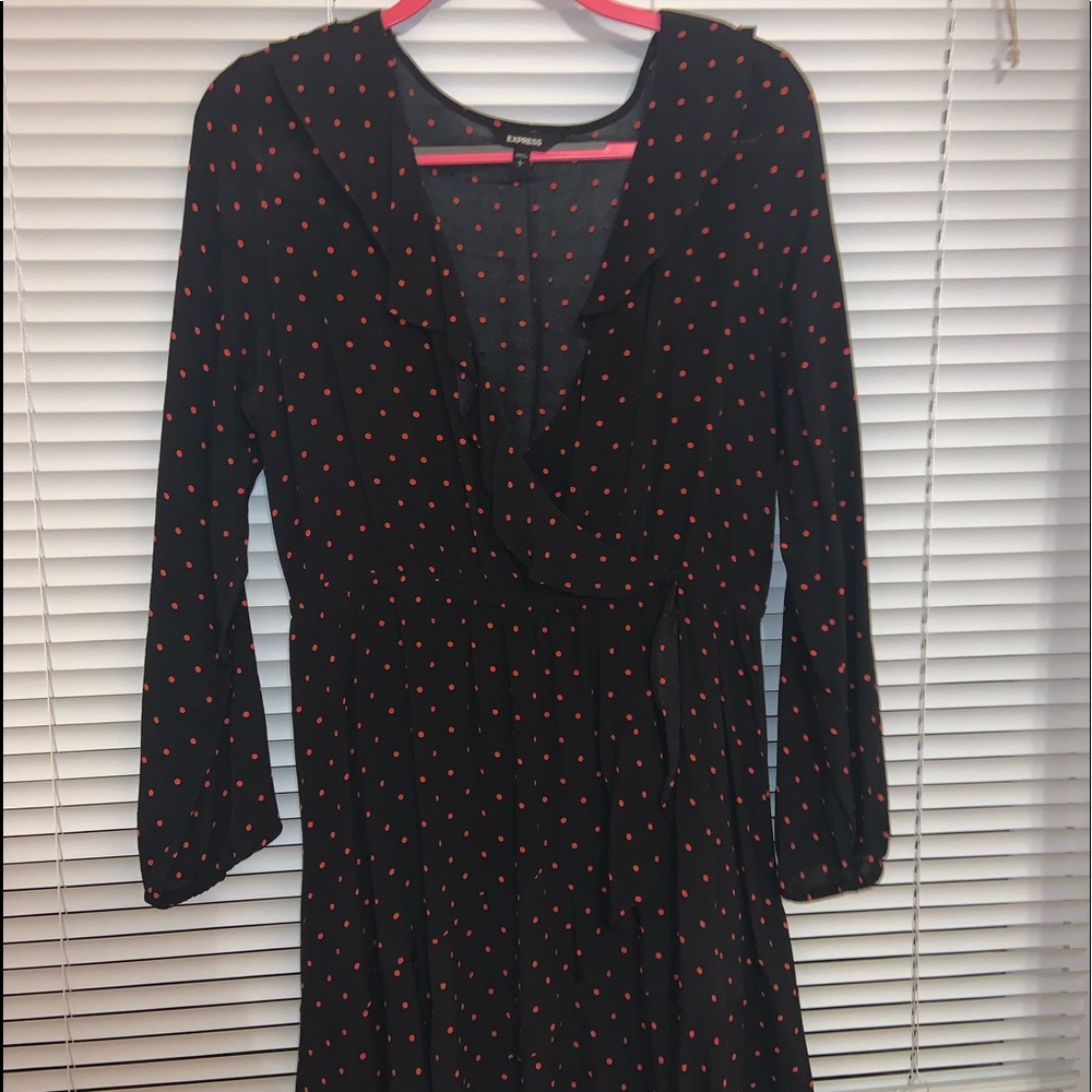 Flowy pooka dot mini dress